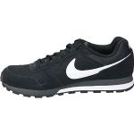 Chaussures de running Nike MD Runner 2 blanches en caoutchouc à lacets Pointure 42 look fashion 
