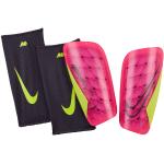 Protège tibias de foot Nike Mercurial roses en promo 