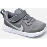 Chaussures de sport Nike Revolution 5 grises Pointure 17 pour enfant 