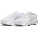 Baskets à lacets Nike Downshifter blanches en caoutchouc à lacets Pointure 38 look casual pour femme 