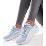 Baskets à lacets Nike Downshifter bleus clairs en caoutchouc réflechissantes à lacets Pointure 37,5 look casual pour femme 