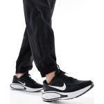 Baskets à lacets Nike noires en caoutchouc à lacets Pointure 39 look casual pour femme en promo 