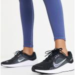 Baskets à lacets Nike Quest noires en caoutchouc à lacets Pointure 35,5 look casual pour femme 