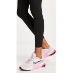 Baskets à lacets Nike Metcon 8 rose bonbon en cuir à lacets Pointure 38,5 look casual pour femme en promo 