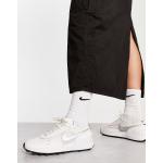 Baskets à lacets Nike Waffle One blanches en cuir à lacets Pointure 36,5 look casual pour femme en promo 