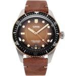 Oris montre Divers Sixty-Five 40 mm pre-owned (2023) - Marron