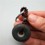 Porte-clés noirs en cristal à motif Bouddha look fashion 