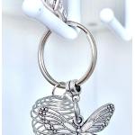 Porte-clés gris plomb en cristal à perles à motif papillons amethyste 