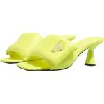 Sandales de créateur Prada jaunes 