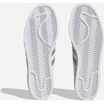 Baskets de printemps adidas Originals blanches en cuir synthétique en cuir seconde main Pointure 40 en solde 