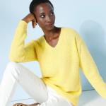 Pulls jaunes à mailles à manches longues à col en V Taille XL pour femme en promo 