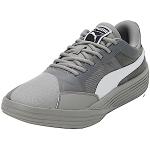 Chaussures de basketball  Puma Clyde blanches look fashion pour homme 
