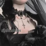Ras-de-cou noirs en dentelle à perles steampunk pour femme 