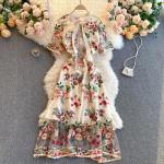 Robes fleuries de soirée à fleurs look vintage pour femme en promo 