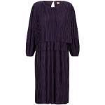 Robes plissées de créateur HUGO BOSS BOSS violet foncé en viscose éco-responsable à manches trois-quart Taille L pour femme 