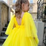 Déguisements jaunes en tulle à volants de princesses pour fille de la boutique en ligne Etsy.com 