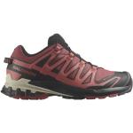 Chaussures de running Salomon XA Pro 3D rouges en gore tex imperméables avec un talon jusqu'à 3cm pour femme en promo 