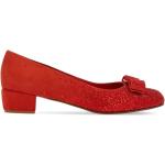 Escarpins de créateur Ferragamo rouges en daim en cuir Pointure 37 pour femme 