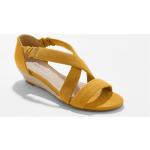 Sandales à talons jaunes en textile avec un talon entre 3 et 5cm look casual pour femme en promo 