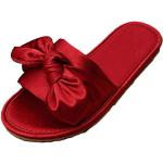 Chaussures montantes rouges à motif voitures Pointure 40 look fashion pour femme 