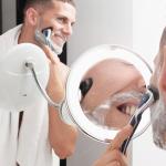 Miroirs de salle de bain avec bras extensible 