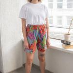 Shorts imprimés multicolores à fleurs look vintage pour femme 