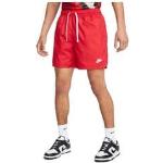 Shorts fluides Nike Sportswear rouges Taille L look sportif en promo 
