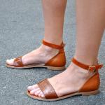 Sandales plates marron en cuir à boucles Pointure 34 avec un talon jusqu'à 3cm classiques pour femme 