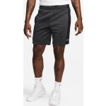 Shorts Nike Sportswear gris Taille XL look sportif 