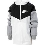 Vestes de sport Nike Sportswear blanches look sportif pour garçon de la boutique en ligne Tennis-Point.fr 