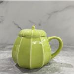 Tasses design vert d'eau en céramique à motif citrouille avec couvercle 