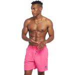 Shorts de bain Urban Classics TB1026 rose fluo Taille 4 XL look streetwear pour homme en promo 