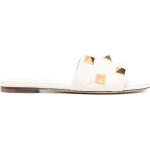 Sandales plates Valentino Garavani blanches en cuir de veau à clous à bouts ouverts Pointure 38 pour femme 