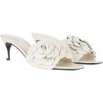 Chaussures Valentino Garavani blanches à élastiques pour femme en promo 