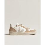 Chaussures Veja V-10 blanches pour homme 