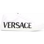 Baskets de créateur Versace blanches imprimées à bouts ronds Pointure 34 pour femme en promo 
