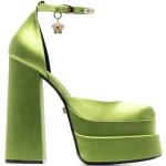 Escarpins de créateur Versace verts en cuir de veau en cuir à bouts carrés Pointure 39 pour femme en promo 