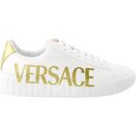 Baskets de créateur Versace blanches à logo imprimées à lacets Pointure 41 look casual pour homme 