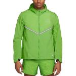 Vestes de running Nike vertes à capuche Taille M pour homme en promo 