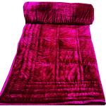 Dessus de lit rouges patchwork en velours à pompons 