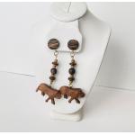 Boucles d'oreilles à clip blanc d'ivoire en bois à perles à motif lions fait main look vintage pour femme 