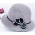 Chapeaux en feutre d'automne noirs en feutre à pompons 58 cm Taille L look fashion pour femme 