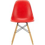 Chaises design Vitra Eames rouges en fibre de verre 