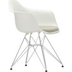 Chaises design Vitra Eames blanches en plastique Tour Eiffel 