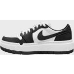 Chaussures Nike Air Jordan 1 blanches Pointure 40,5 