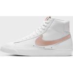 Chaussures de basketball  Nike Blazer Mid blanches Pointure 40,5 look casual en promo 